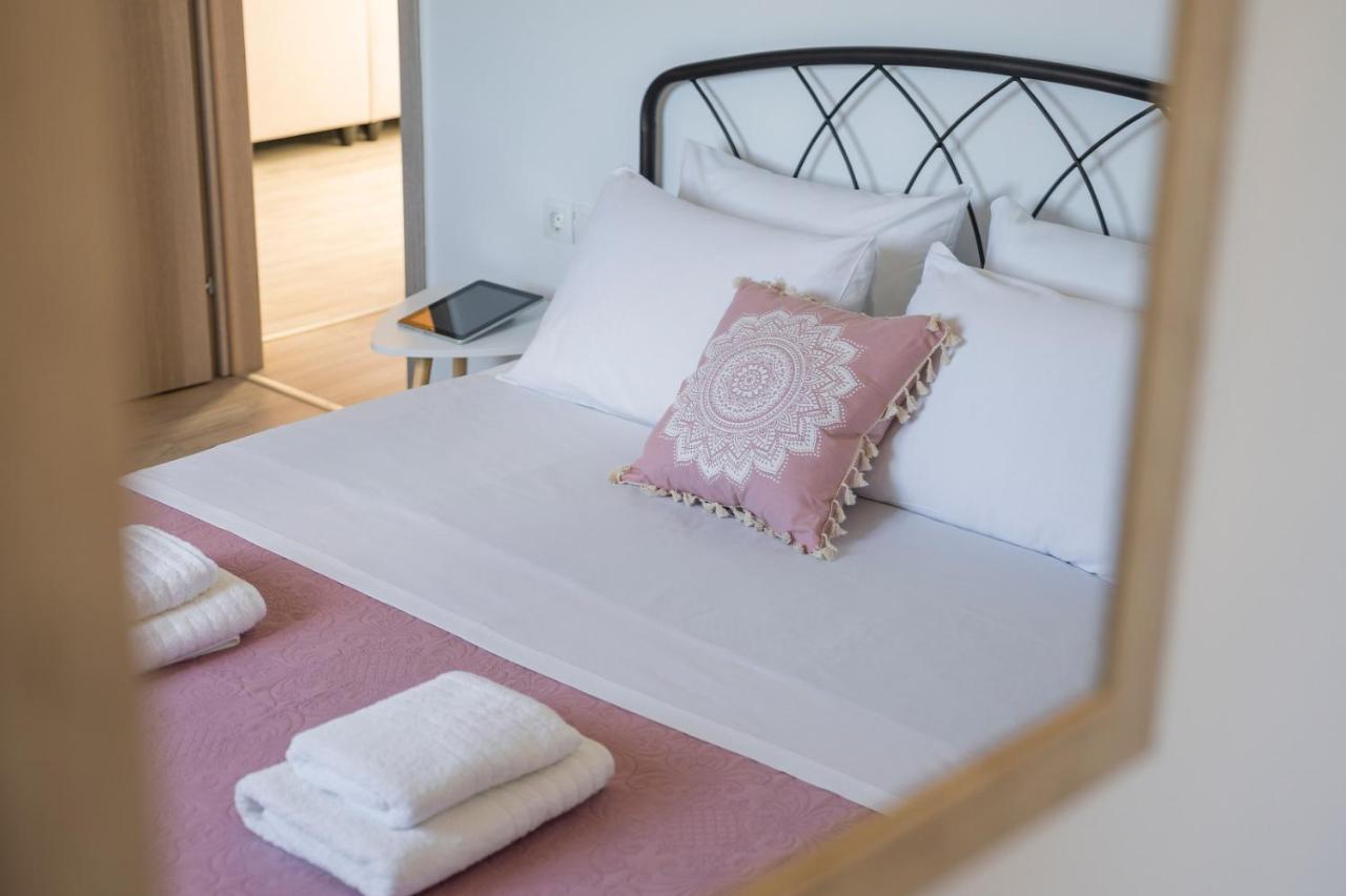 B&M Villas Metochi Siriliou Bagian luar foto