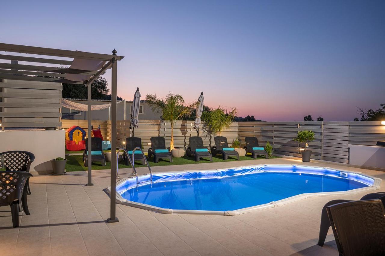 B&M Villas Metochi Siriliou Bagian luar foto