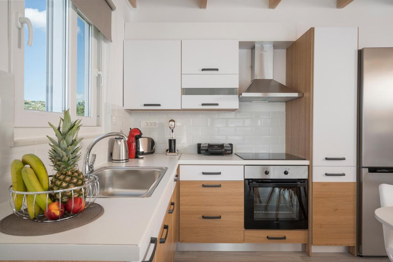 B&M Villas Metochi Siriliou Bagian luar foto