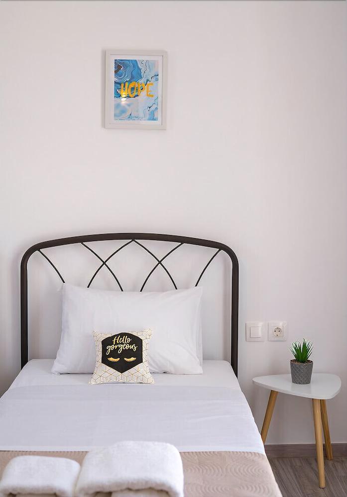 B&M Villas Metochi Siriliou Bagian luar foto